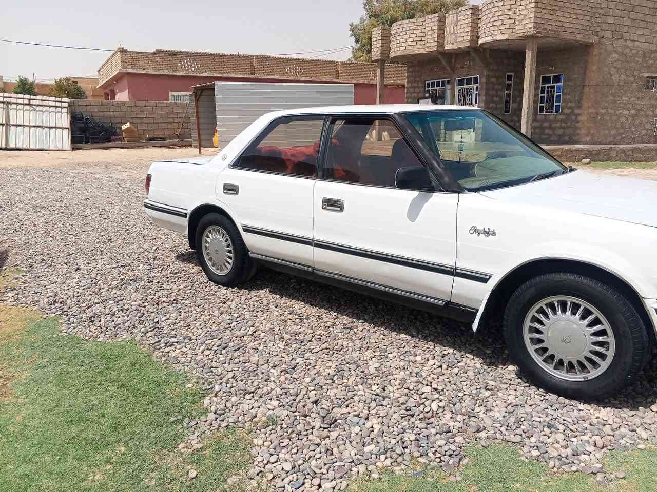 سلام عليكم هارتوب البيع رقم صلاح الدين نكليزي سنويه ل 2031 هزه 27 شهر 8 شرط تحويل وكاله بسمي سياره كير ومحرك شرط صدر جديد سياره جاهزه وجديده مالت جناي  مكفواله من صبغ ماعده جاملق الخلفي سياره ماناقصها شي كهربائيات كلها شغاله 

البيع السعر 37 بيه مجال 

الشراي يتصل على الرقم *********** 

المكان السياره الشرقاط
