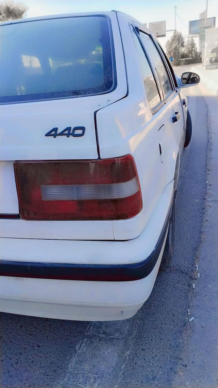 السلام عليكم ورحمة الله 
للبيع 

volvo 440
جنطه
موديل 1993
محدث سستم 1995
سنويه باسمي 
محرك و كير شرط 
تخم التايرات جديد 
مصبوغه عام
داخل مالها نضيف   

السعر 32 ورقه وبيها مجال

للاستفسار 
***********

