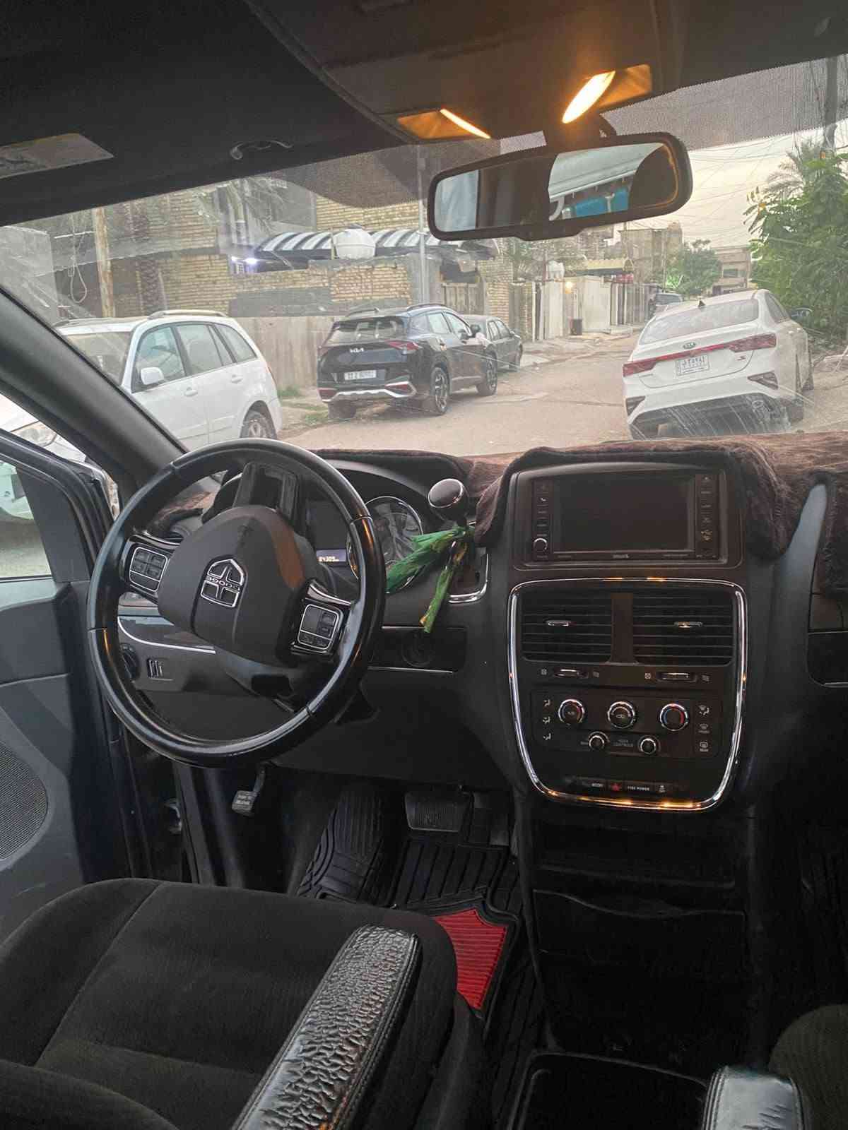 دوج كرفان • ٢٠١٨ • حي اور