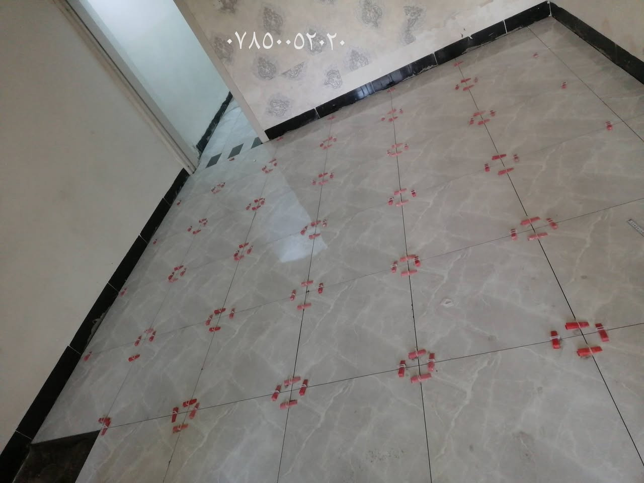 اسطه حسن لتطبيك سيراميك حالين متفرغ شغل داخل كركوك *********** واتساب
***********
