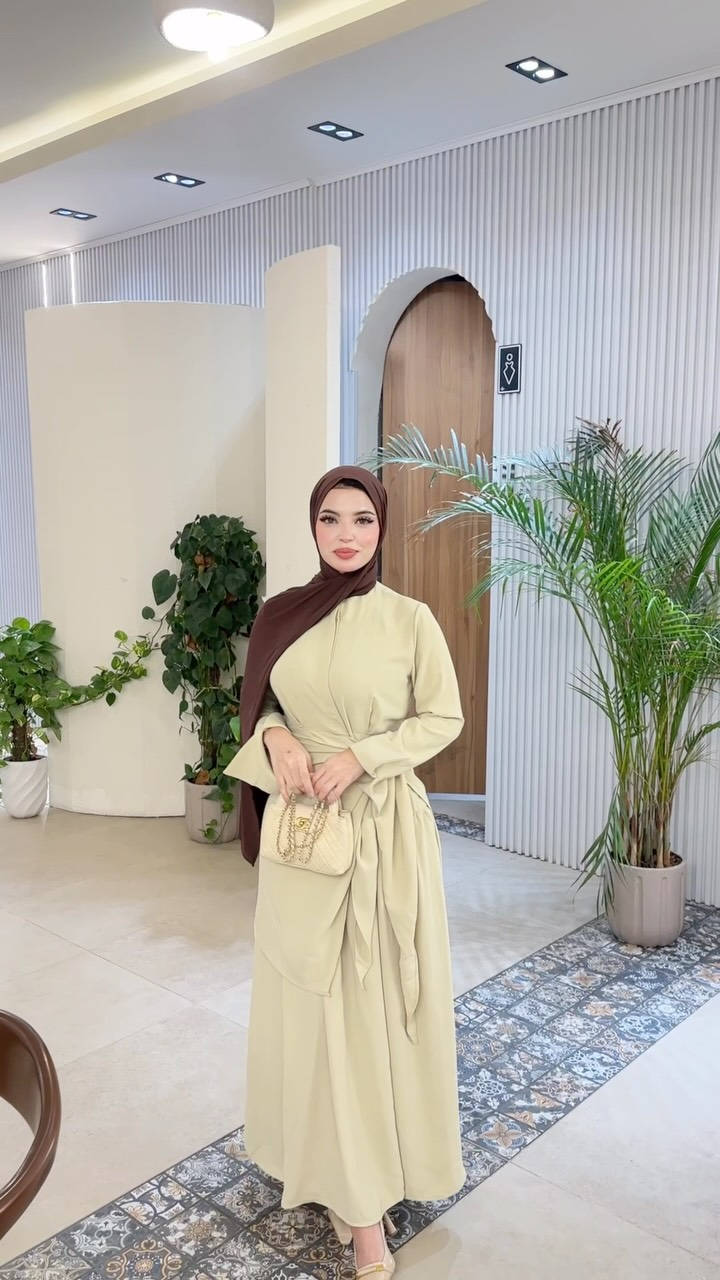فستان مع حزام متصل
متوفر بلونين 🖤🍈

القياسات1(38-40)2(42-44)

متوفر توصيل 🚚 لجميع المحافظات 

للحجز دايركت📩

#explore #explorepage✨ #العراق #ملابس_نسائية #fashionblogger
