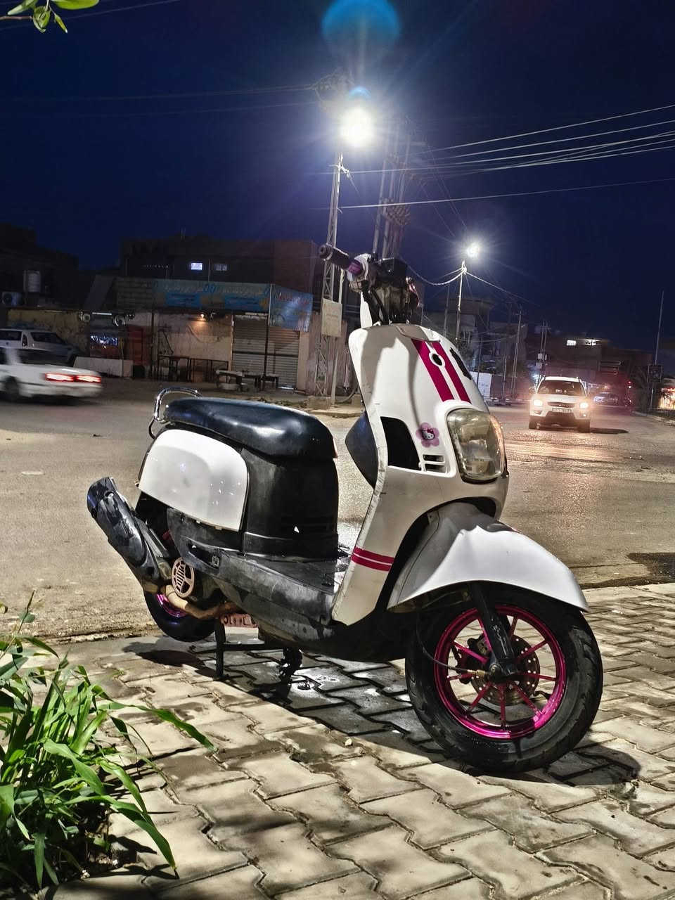 بوليسي • نضيف • نواقص بسيطة