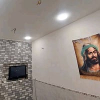 بيت تجاري • ١٠٠م • مع محل