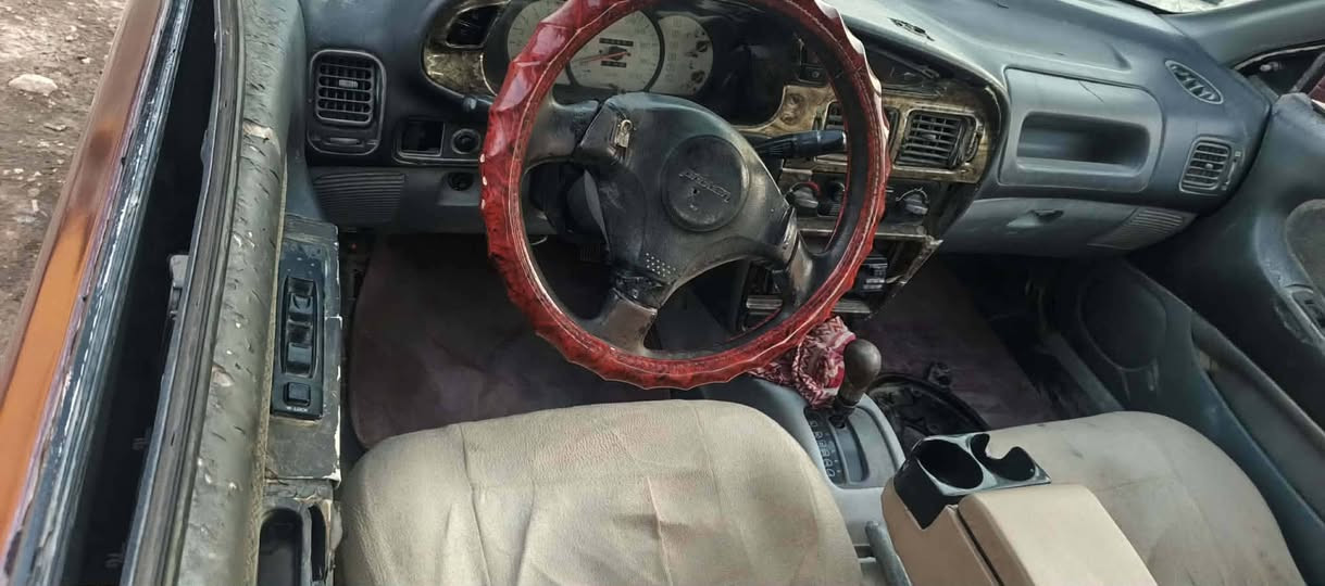 السلام عليكم برتون موديل ٢٠٠٢   سنويه تفاصيل كير اتو جديد تخم تاير جديد مكينه بيه خيط بخار   اتعهد سرقه وعشائر وطلب راعيه ماواصله   السعر (١٠) مكاني بابل رقمي ***********
