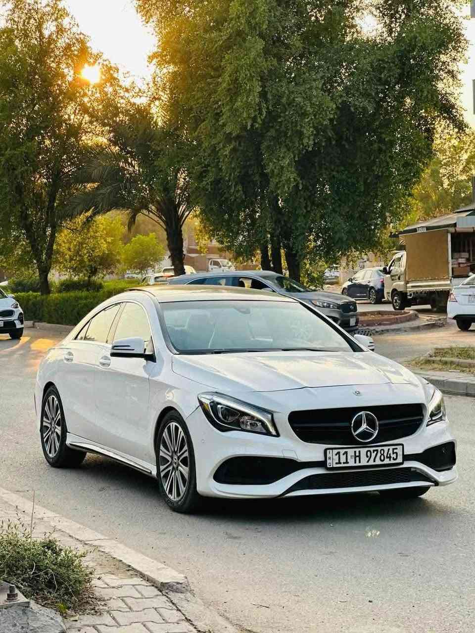 � للبيع او المراوس بشي احدث 
مرسيدس CLA250 موديل 2018 🔥

🚘 اللون: أبيض
💰 السعر: 16,000$ — قابل للتفاوض

إذا تدور على CLA نظيفة ومواصفاتها عالية، هاي السيارة تستحق المشاهدة 👌

✨ أبرز المواصفات:
• بانوراما
• تحكم ستيرن جهتين
• 4 أبواب بصمة
• كروز كنترول
• نظام قيادة 4 تحكمات
• محرك 2000 Turbo
• نقاط عمياء بالمرايات
• رادار أمامي
• شاشة
• كشنات جلد بيجي
• تبريد قطعتين
• تدفئة للكشنات الأمامية
• LED بالكشنات
• ومواصفات إضافية كثيرة

🔧 المحرك والگير جديدات بمعنى الكلمة
✅ السيارة نظيفة ومناقصة شي، وجاهزة للاستخدام.

📸 صور الحادث على الخاص
وأعطيك رقم الشاصي حتى تفحص السيارة بنفسك، بدون أي إخفاء للمعلومات.

📄 رقم بغداد وباسمي

📱 للاستفسار واتساب واتصال:
***********

🔥 السعر 16,000$ وبيها مجال للجاد فقط.
📍 السيارة متاحة للمعاينة والفحص
