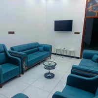 ١٠٠م • مؤثث بالكامل • بناء حديث