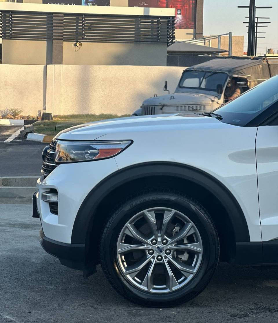FORD EXPLORER 2022
بِسْمِ اللهِ الرَّحْمَنِ الرَّحِيْم 
عربي / كوردی 
عربي 
⛔ للبيع فقط بدون مراوس . 
فورد اكسبلورر موديل ٢٠٢٢ وارد امريكي كلين تايتل بدون صبغ فقط مكان واحد PDR بدون دواخل بدون أرباك أماميه ماشي ( ٣٣ ) ألف ميل كير والمحرك بشرط رقم اربيل سنوية و هزة جديد حتى ( ٢٠٣٠ ) سيارة جاهزة و بدون نقص .
المحرك : ٤سلندر- تيربو - حجم : ٢٣٠٠ - قوة : ٣٠٠ حصان 🐎 .
رقم الشاصي : (1FMSK7DH3NGC16222)
مواصفات ( XLT )
١-رادار أمامي         ٢-٧راكب 
٣-لایت زنون          ٤-داخل VIP 
٥-لايت أوتو           ٦-٣قطع تبريد 
٧-قفل تلقائي         ٨-فوليوم
٩-جام أوتو           ١٠-بصمة
١١-٦مود قيادة        ١٢-تحدید سورعة
١٣-كشن كهرباء      ١٤-حاسة خلفي 
١٥-بگلايت ليد        ١٦-كاميرا
١٧-مود تراکشن      ١٨-قفل تلقائي
١٩-كود أبواب        ٢٠-لايت ليد 
٢١-بلاجكتور         ٢٢-ابواب بصمة
٢٣-كشن جلد         ٢٤-كير ماوس 
٢٥-مسجل شاشة   ٢٦-گيچ اليكتروني
٢٧-كشن هيتر       ٢٨-ويل 20 
٢٩-مود أوتوبان    ٣٠-شغال
٣١-رادار جانبي     ٣٢-مود sport 
٣٣-داخل أصفر     ٣٤-ستيرن هيتر 
٣٥-مود أوتوهولد   ٣٦-بريك بصمه
٣٧- کشن مساج     ٣٨-مود eco .
مكان : كلار - سليمانية 
سعر : ( ٢٢٥ ) ورقة 💸 
رقم تلفون : 
       واتساب 
          📥
  ( *********** )
 ( *********** )
كوردی 
⛔ فرۆشتن بێ گۆڕینەوە . 
فۆرد اکسپلۆرر  مۆدێل 2022 وارد ئەمریکی کلین تایتڵ تەنها یەک پەڵە PDR هەیە بێ ناوگرتن بێ ئێرباگی پێشەوە  ( 33 ) هەزار ميل ڕۆیشتوە گێڕ و مەکینەی بەشەرت ڕەقەم هەولێر سەنەوی و هەزەی نوێیە تا (2030 ) سەیارەیەکی خاوێن و بێ مەسرەفە .
مەکینە : 4بستۆن - تۆربۆ - قەبارە : 2300 - هێز : 300hp 🐎 . 
ڕەقەم شاسی : (1FMSK7DH3NGC16222)
مواسفات ( XLT  )
1-ڕاداری پێشەوە    2-تەحدید سورعە 
3- 7نەفەری           4- لایت زینۆن 
5-ڤۆلیۆم               6- 3مەقعەد تەبريد 
7- لایت ئۆتۆ          8-جام ئۆتۆ 
9-کوشین کارەبا     10- 6مۆد لێخوڕین 
11-مۆد تراکشن     12-ئاوێنە ڕادار
13-بەسمە             14-ویل 20 
15-لایت لید          16-کامێرا 
17-قوفڵی زیرەک   18-بەگلایت لید 
19-کۆدی دەرگا      20-حاسەی دواوە 
21-بلاجکتۆر         22-دەرگا بەسمە 
23-شغال              24-گێر ماوس 
25-کوشین هیتەر   26-گێچ ئەلیکترۆنی 
27-شاشە گەورە     28-كوشین جلد 
29- ئۆتۆ هۆڵد        30- برێک بەسمە
31-سوکان هیتەر    32-مۆدی sport 
33-ناو زەرد           34-سندوق شەفت
35-مۆدی ئۆتۆبان   36-کوشین VIP
37-کوشین مەساج  38-مۆد eco .
شوێن : کەلار ـ سلێمانی 
نرخ : ( 225 ) گەڵا 💸 
ژ.م :   واتساب
            📥
 ( *********** )       ( *********** )

