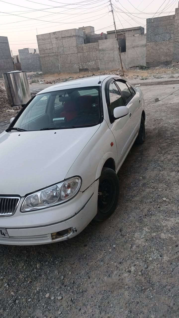 سني ٢٠٠٩
محرك كير شرط. 
سنويه بأسمي هزه جديده رقم بغداد مشروع وطني.. 
بيه ضربه بل صندوك. 
ومبدل قبق الجنطه والباقي كفاله عامه.. 
السعر ٧٨ وبيهه مجال قليل‏‪***********‬‏
مكاني بلد.. 
مكلف بل نشر اتصل
