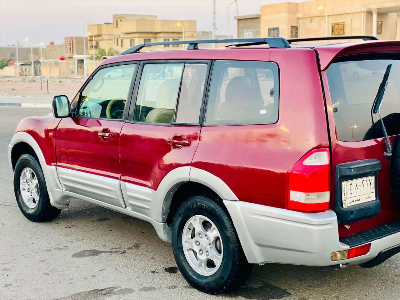 السلام عليكم للبيع باجيرو موديل 2002 رقم بغداد تحويل ثاني يوم سياره مكفوله من الكصه والنقل والضربه والكلبه والعيب الشرعي مكينه وكير فيفيتي جدد حداده طخم تاير ويلكب جدد سياره جاهزه وجديده السعر.59قفل 🔐  الاستفسار الرقم.*********** مكان السياره البصره الزبير
