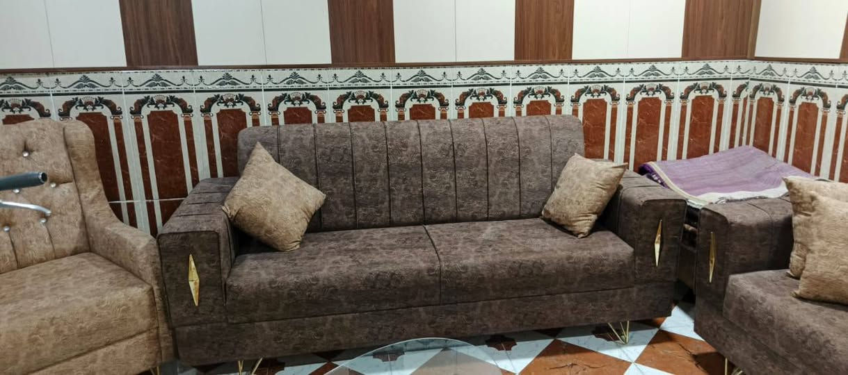 مكلفه بالنشر غراض للبيع
*********** للاتصال ع رقم 
العنوان الثوره الثانيه وره معمل الثلج قرب مدرسه الرعايه الابتدائية
