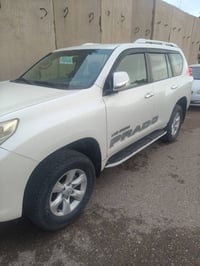 برادو مديل ١٣ ماشية 178 km دبل تانكي وبيه صبغ موظح بالصور بالباب الخلف...