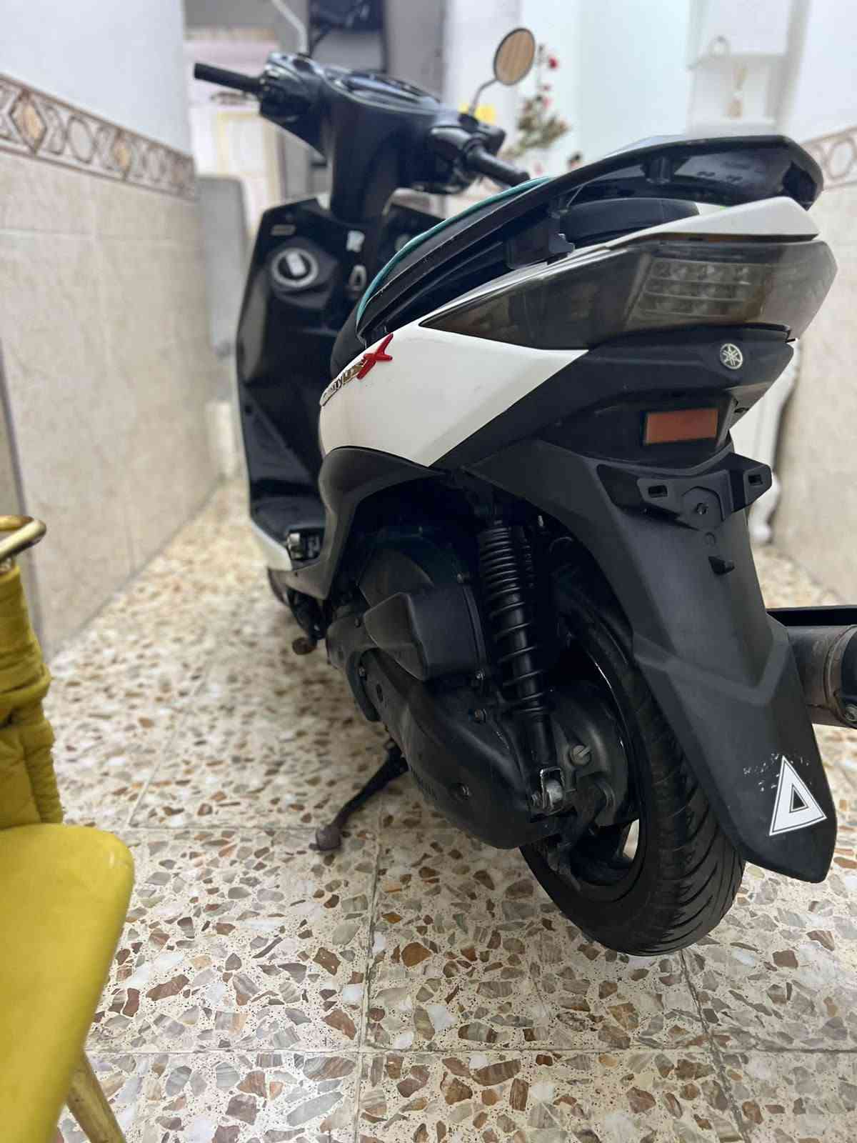 دراجه سكنس فحل لد ياباني جديده مال رمبه نوز ل خطين قبق نفخ ستان كهربائي طلاعات كفرات اصليه مكينه ناعمه شلعه معدل ربع نكره دراجه جديده مكفوله اي نقص مابيها  السعر مليون 200 العنوان بغداد الكرخ رقم ***********
