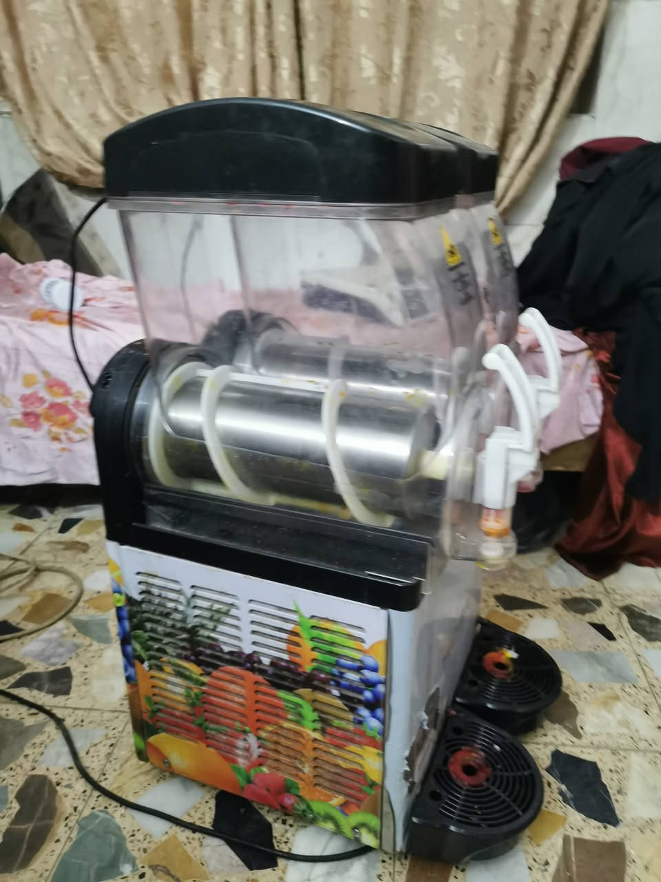 ازبري جديد نضافة ٩٦ بالميه
هوسك تركي زلغ مابيها
شرط الفحص
***********
الزعفرانيه
اتصل و تدلل
٧٥٠ الف
