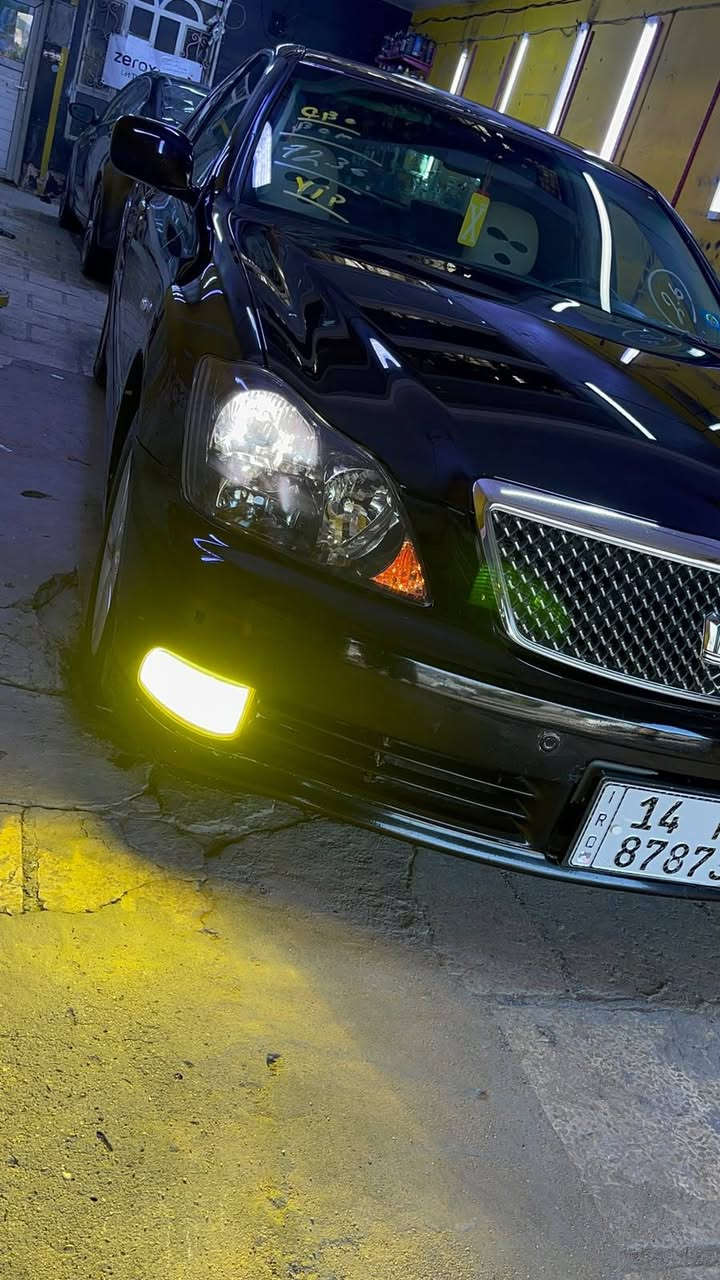 للبيع شاهينه قرار 48 رقم بصره نكليزي مميز 2004 قماره والباقي كفاله
شاصي 82
3 دكم فتحه
كشنات جلد +تدفئه 
بصمه وترحيب عند الاقتراب
وبعد بيها مواصفات 
علما السياره بيها تغير لون باليابان اصل بحري باليابان شرط الفحص
السعر 118 وبيها مجال اتصل وبخدمتك
مكان نجف الاستفسار ***********
