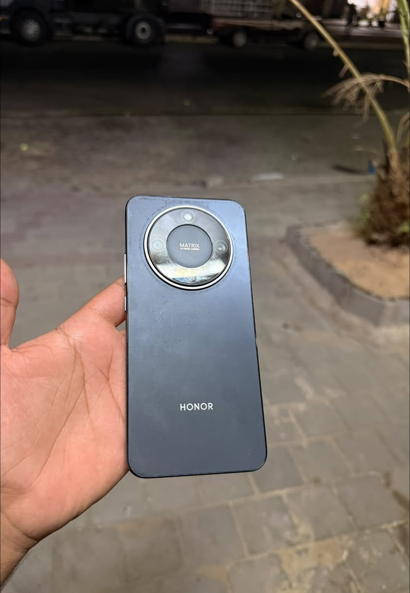 سلام عليكم
هونر x9d جهاز نضيف شخط مابي 
ذاكره 256 
مواصفاته معروفه ال D
سعر 420 وبي مجال 
مكاني بغداد بلديات الاستفسار ***********
