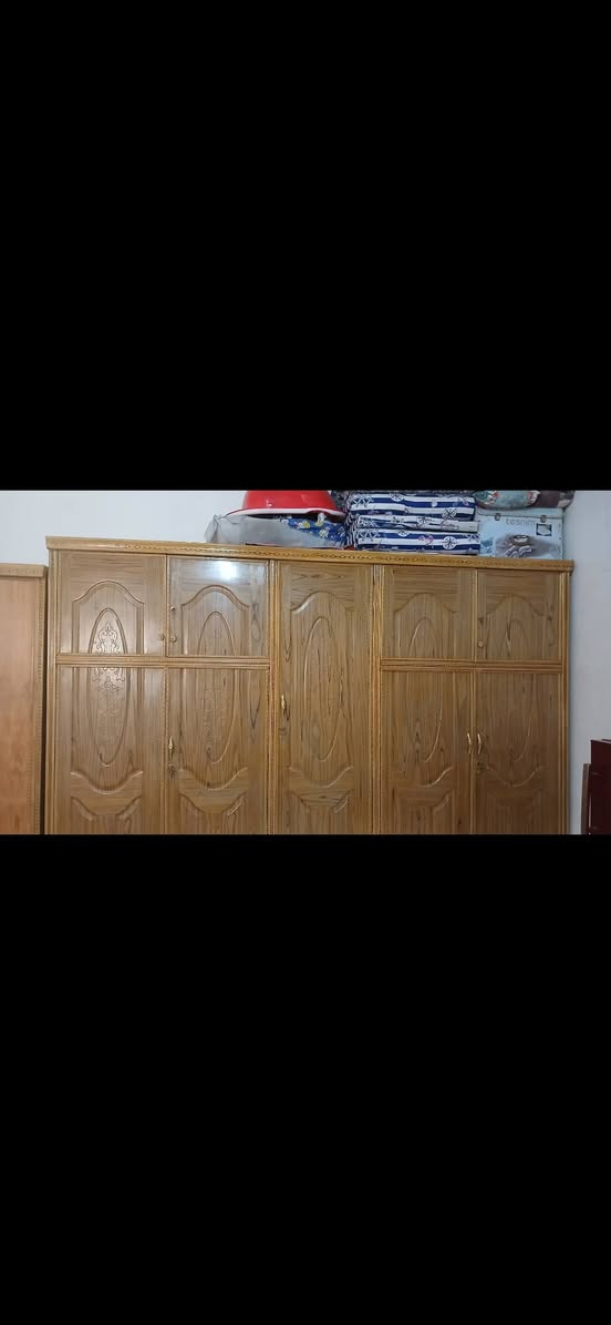 بغداد العبيدي • مستعملة • مراية مكسورة