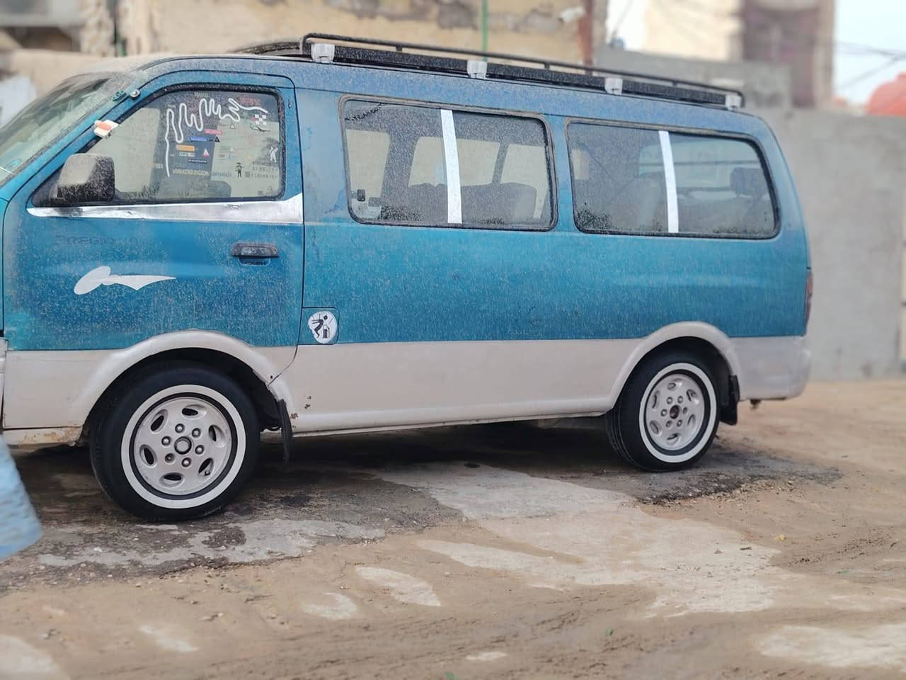 وفاه السلام عليكم بريجو للبيع موديل 97 رقم نكليزي سنويه لل 30 مصفره ما مطلوبه حره خط وبحث نجف  مكان السياره جفل ***********.  50 وبيها مجال
