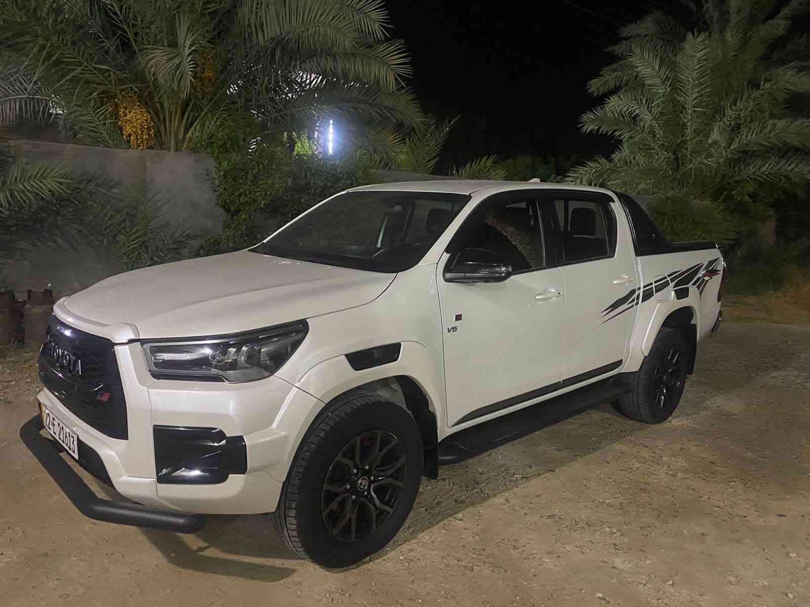 ٦ سلندر • ٢٠٢٢ • ماشي ١٩٠