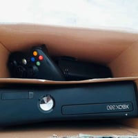 اكس بوكس 360 كامل مكمل بيه اكثر من 70لعبه قيم واخذ مكان ناصريه مدينه ا...