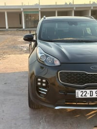 كيا سبورتج 22 امريكي فووووول 1/1 ماشيه 58 مايل  فور ويل 4/4 محرك 2400 ...