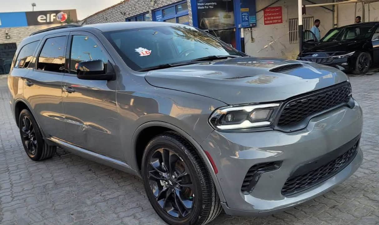 دودج دورانجو RT • ٢٠٢٥ • بدون كمرك