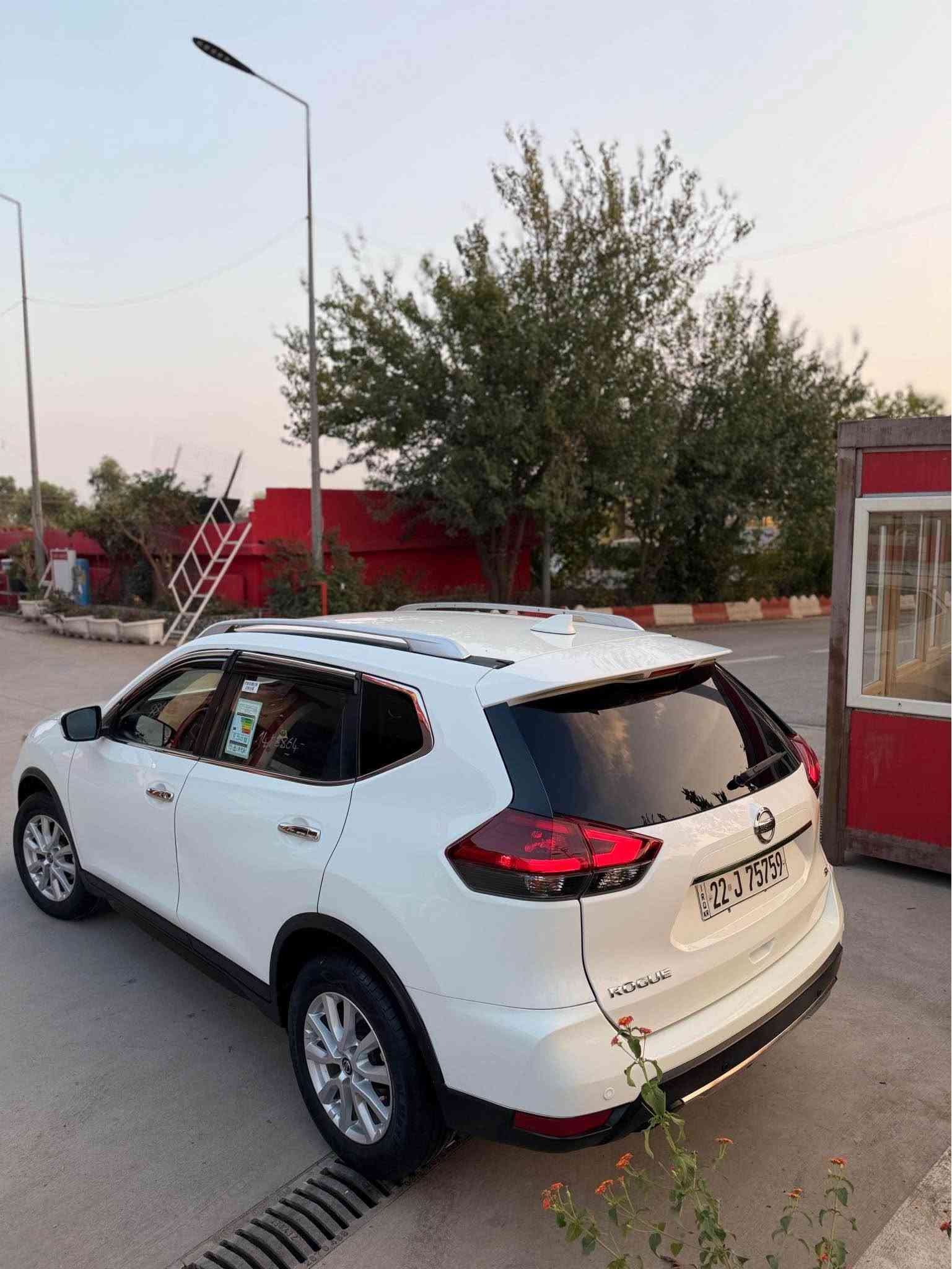نيسان روگ • ٢٠٢٠ • فول SV