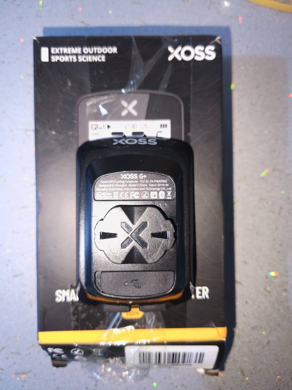 عداد بايسكل غني عن التعريف جديد وقليل الاستخدام شركه (xoss) سعر 35 الف وبي مجال مع ستاند موبايل جديد غير مستخدم مع كامل الملحقات سعره 8 الف عنوان بغداد مدينه الصدر للتواصل واتساب ***********
