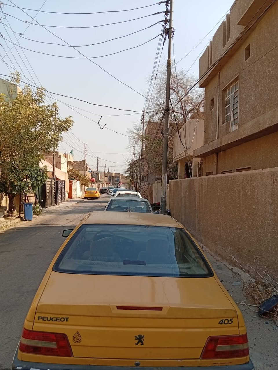 سلام عليكم بيجو ٤٠٥ بغداد موديل ٢٠١٥
تحويل مباشر ماعليه لا هياء وله غرامه قبل فتره 
حولته سياره كايمه عله وضعه ابيع 
عارضه ٣٠ وبيه مجال 
اعيد سياره كايمه مكينته 
عنوان بغداد الامين رقم 
***********
