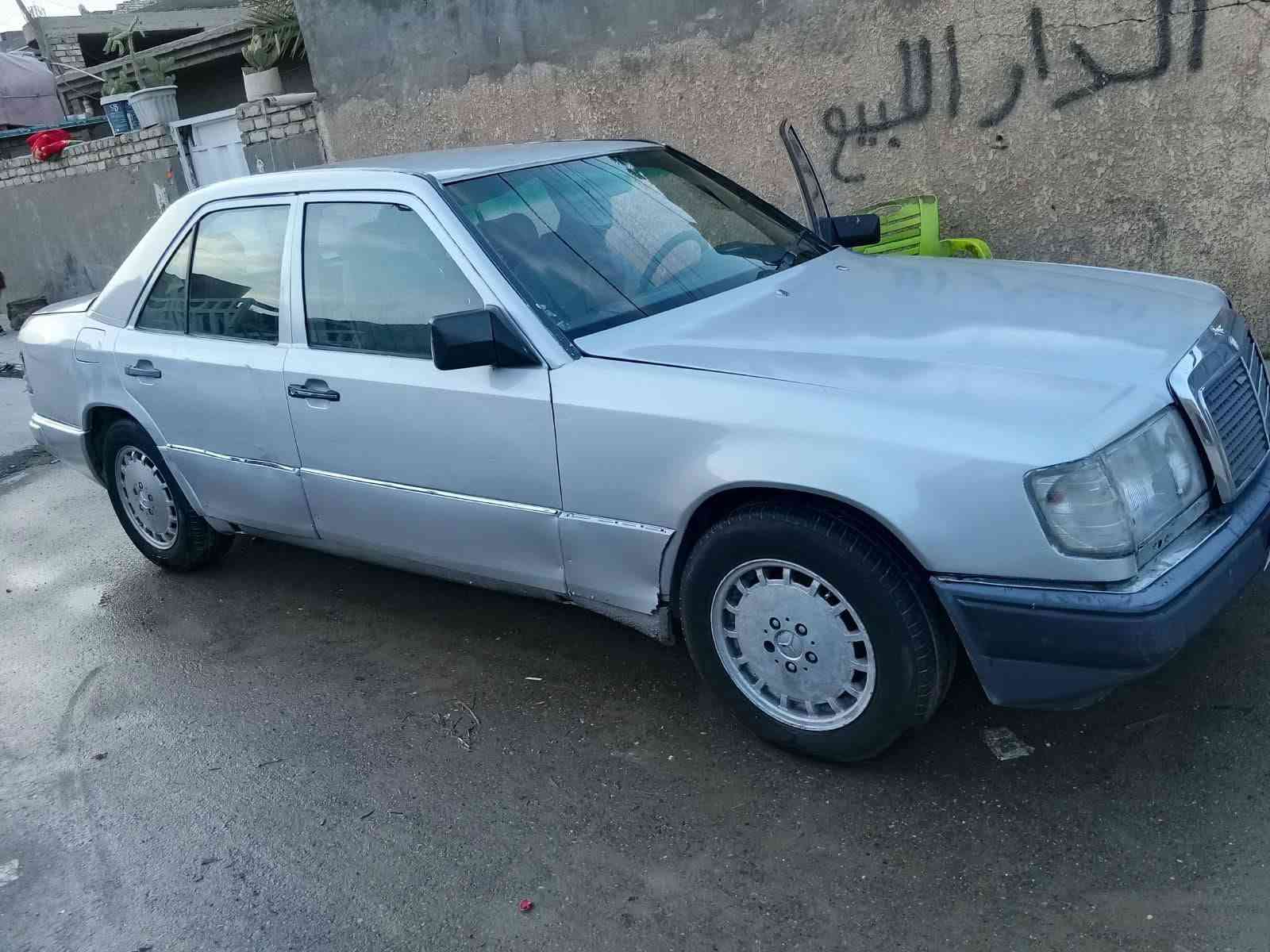 مرسيدس • ١٩٩٢ • رقم نجف