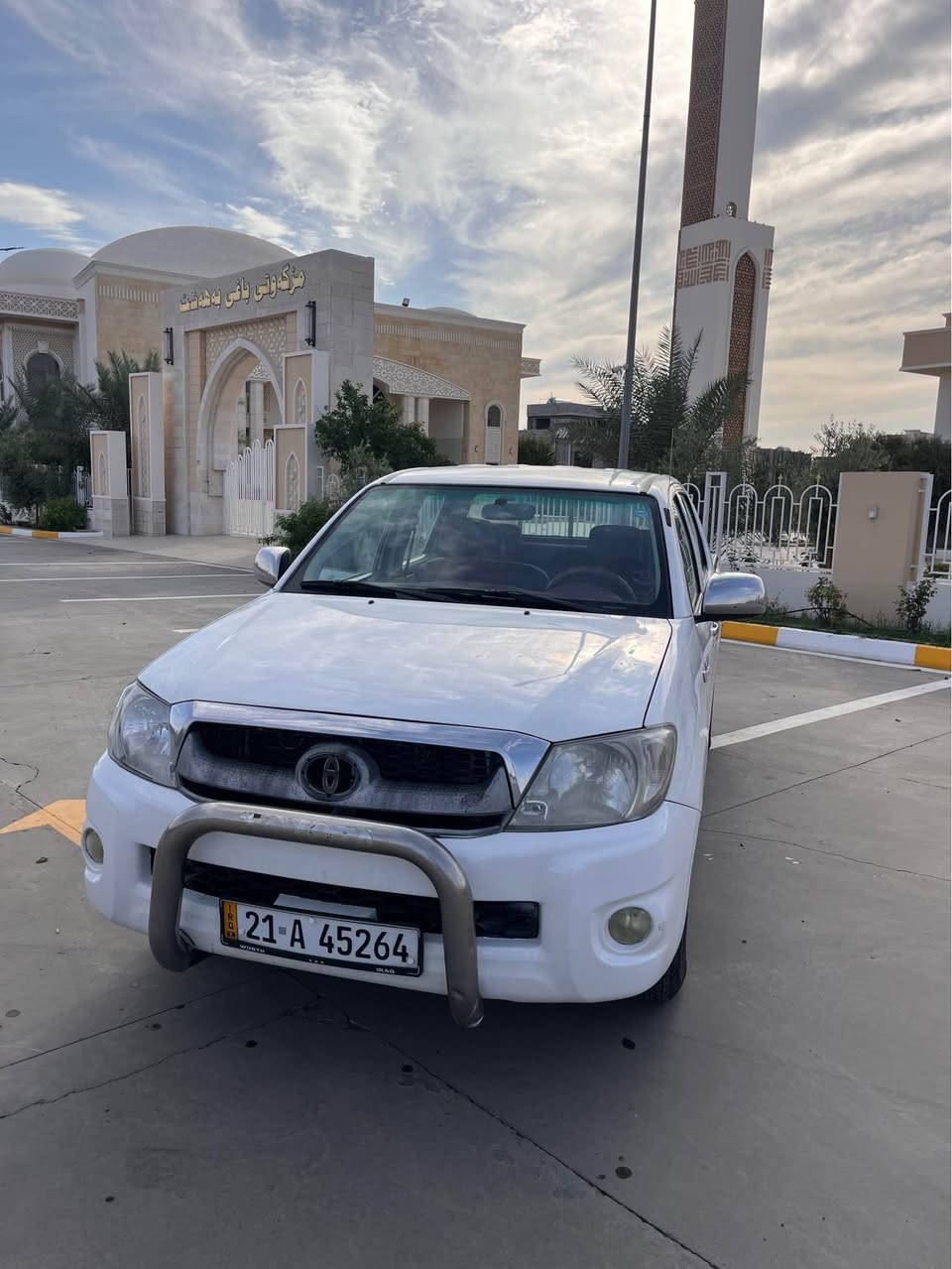 هايلكس • ٢٠١٠ • أربيل