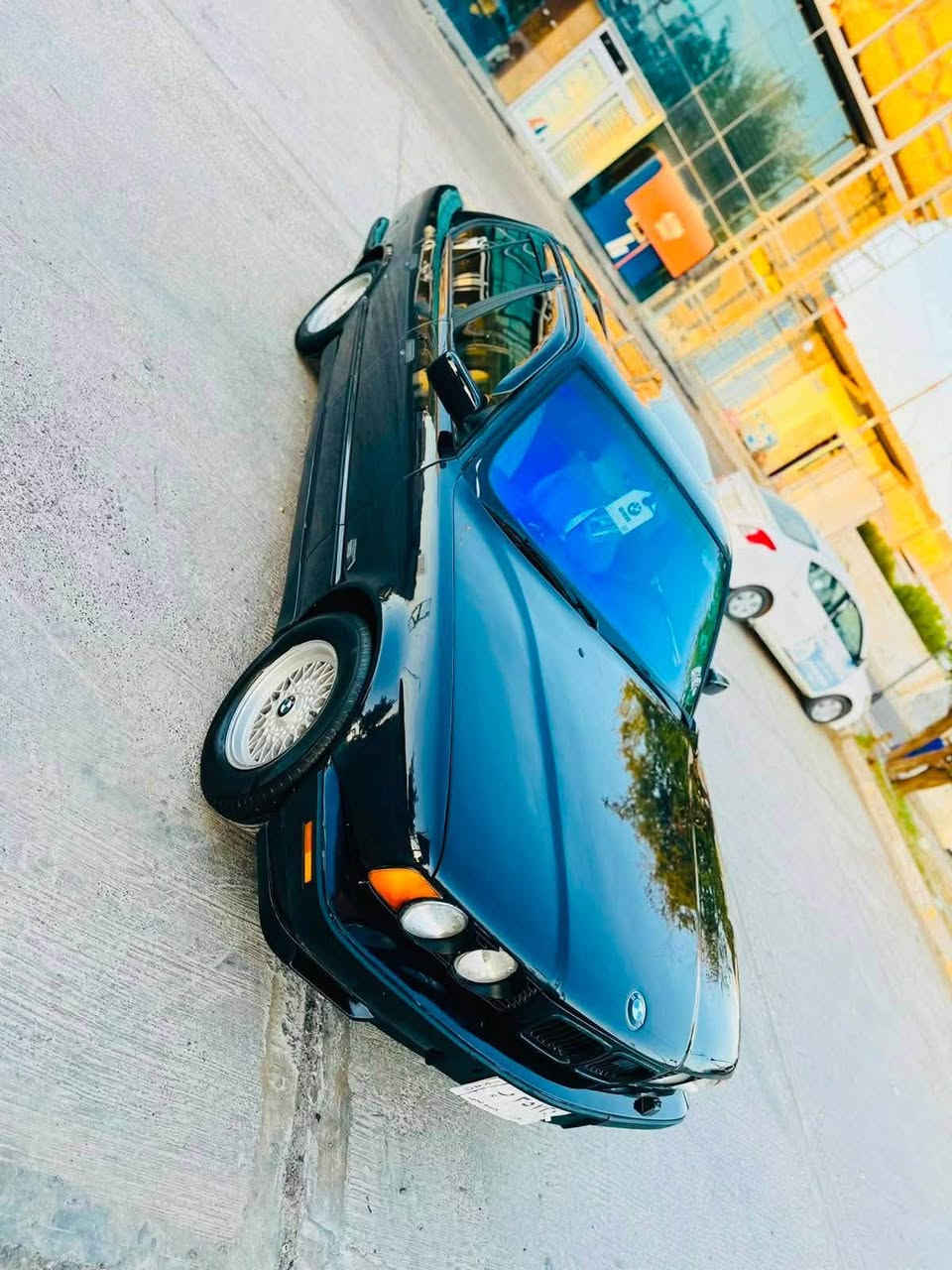 للبيع BMW
525 اصل 
مسكر عدل
بجم عريض
موديل 92
محرك شرط 
كير شرط 
تبريد❄️
تدفئه 🔥
دبل ايرباك
تخم تاير جديد
كشنات جلد
بدون قطرة خياس
كهربائيات بلاد كله شغال
مرايات منفصل
4 بطاين جديد
رقم بغداد تحويل مباشر
صبغ جماليه فقط بدون ضربه 
الداخل نضيف حييل
مكان السياره تكريت 
السعر 60 وبيها مجال   
رقم الهاتف ***********

