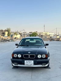 بي ام 525 • 1990 • اوتوماتيك