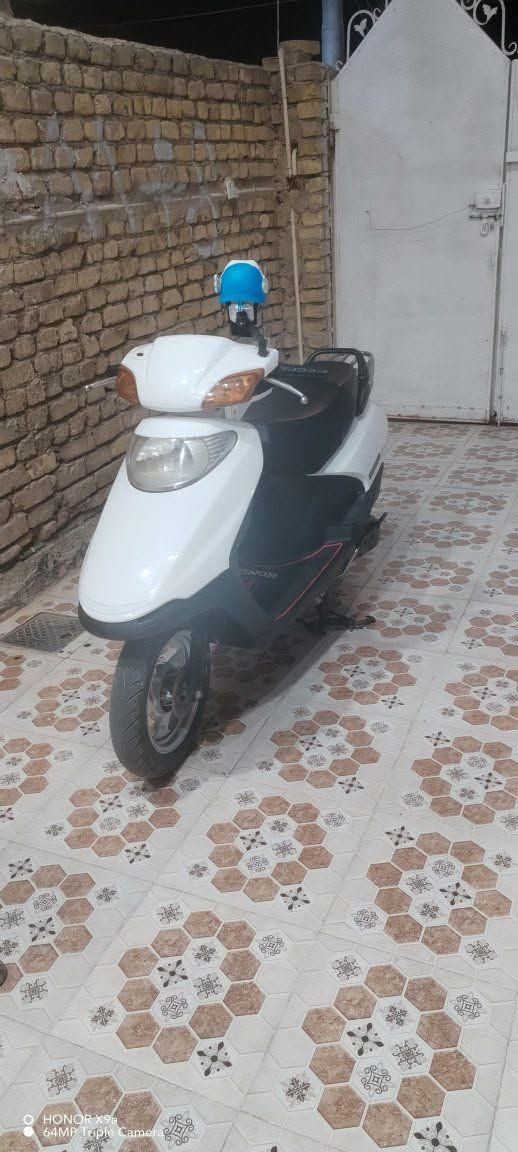 سلام عليكم سبيسي ياباني مفتوحه رايمرر دراجه حلوه ماعوزه شي ترايك وين ماتريد عوزه بس فج امامي مال بريك سعر خاص او هاذ رقمي ***********  مكاني كوت زين القوس

