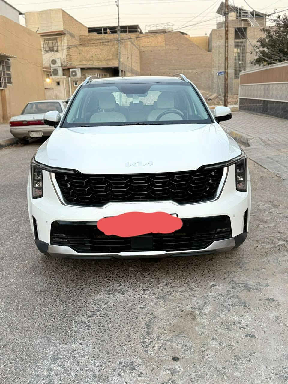 السلام عليكم سياره نوع سورنتو خليجي موديل 2024فول موصفات واحد على واحد لايت لد زنون بنراما لدار جانبي  حساس امامي خلفي حساس جانبي كامره  كير موس سايد ابريك بصمه فور ويل موس شاحن وير ليس  خمس بصمات بصمه تشغيل مري شفط جنطه كهربائي كشنات كهربائي  شاشه متصل شاشه كتروني سياره جديده سته سلند سبعه راكب 3قطع تبريد  السياره كفاله عامه اتريد تحويل اتريد وكاله باسم كردي عندي وكاله منا مباشر السعر 268بيع سريع  العنوان كربلاء رقم الهاتف ***********
