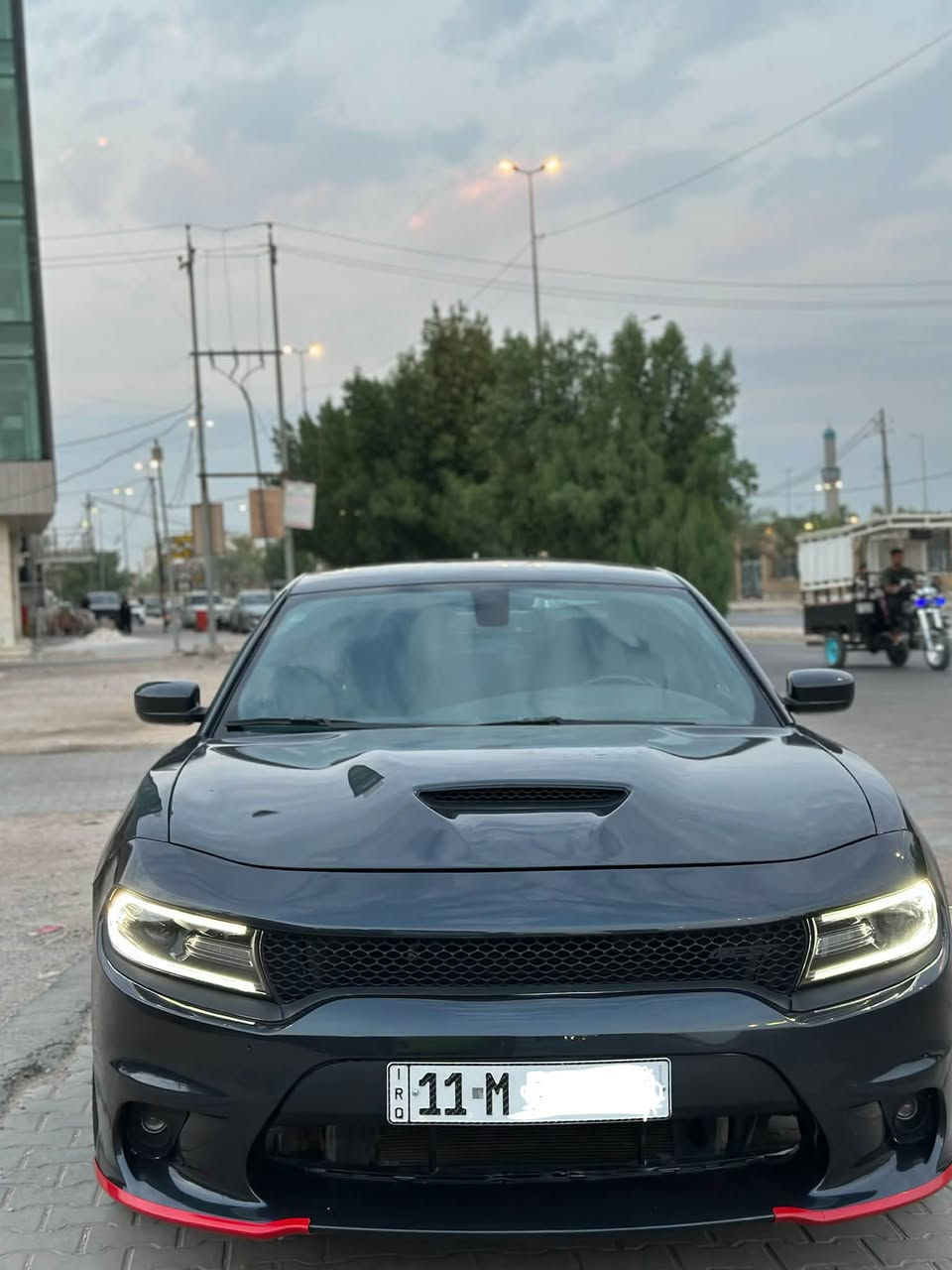 تشارجر 2019 sxt super trackback
دفع رباعي فاصله اني

- رقم بغداد انكليزي باسمي اداورلك بنفس اليوم ماعليها غرامات ولا شي 

- ماشية 94mi المكينه بلادي كير بلادي شرط الفحص وترايك وين مايعجبك 

- حادثها بامريكا منزل صورها وبالعراق صار بنفس الصفحة جاملغ خلفي وباب خلفي كلير بدون معجون الجاملغ بس الباب مبدل والسياره بيها شخوط بسيطة وحتى السونار موضح كلشي

- مواصفاتها 
Super trackback ( بالشاشه تطلعلك صور مكينه RT و اوبشنات تحكم سبورت بكلشي بيها ) 
شاشة الجبيرة كار بلي 
شفتات ستيرن قابله لتغير سرعه استجابتها 
كت سكات محدث بالكامل 
عدسات وحاجب جدد 
تبريدها ثلج مسويله صيانة 

والسعر : 175 وبيها مجال جيه وآسف على الاطالة

مكان السيارة بالنجف
***********
