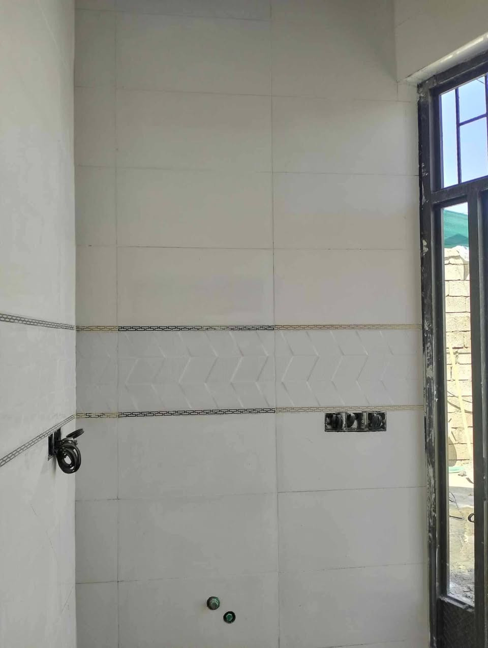 شغل سيراميك نظيف درجة اولى 100% ✨ وزوايا ميزان وليزر اسعار مناسبة + التزام بالمواعيد  
رقم الهاتف*********** ابو ولاء للسيراميك
