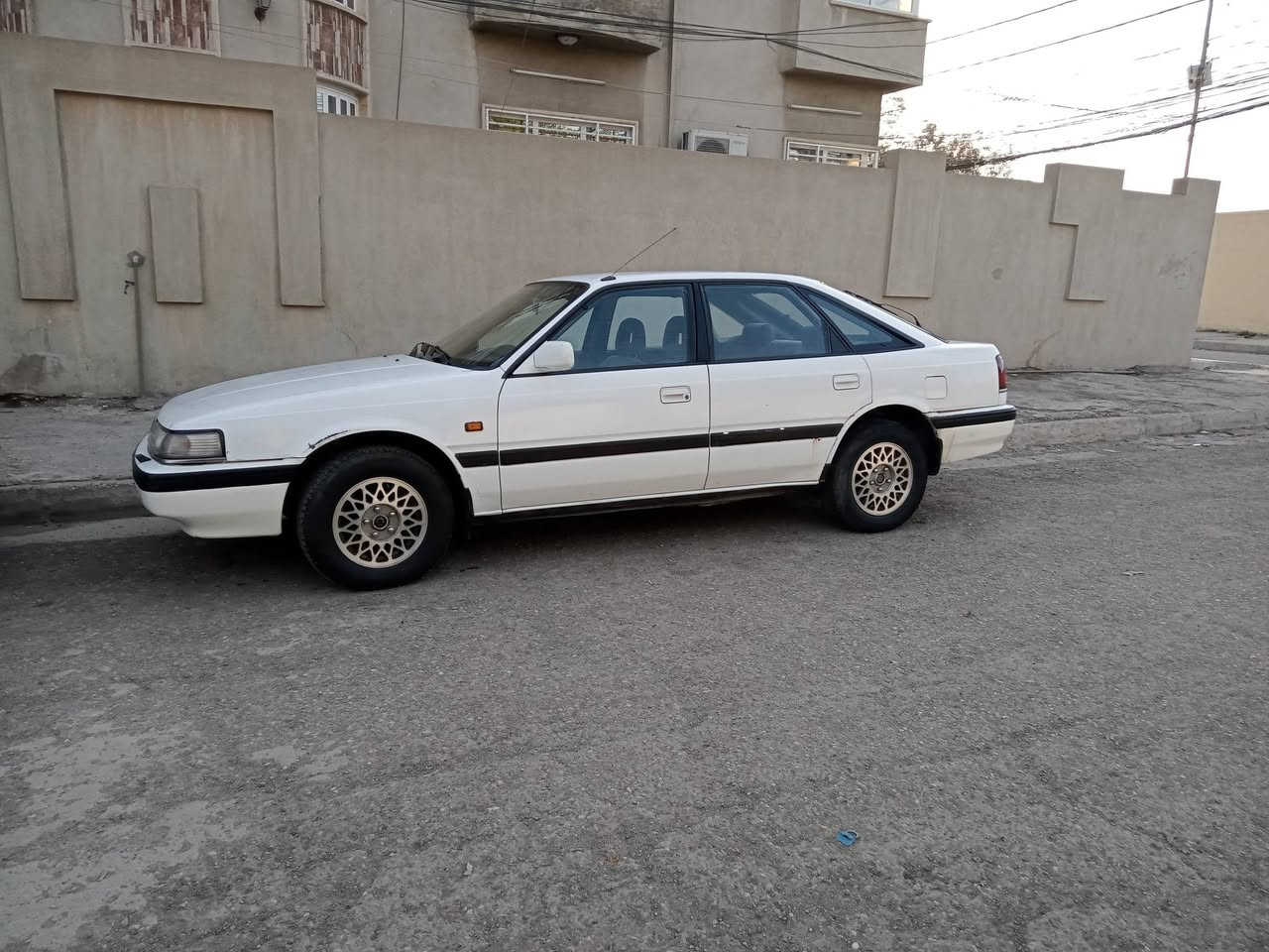 للبيع مازده 626.  8.      بخ.  موديل   91.      رقم نينوئ ألماني  موصفات تبريد   جام كهرب. مرايه كهرب قفل مركزي مكان السياره الموصل الايسر  كابون بنزين بيها سعر. 40       ***********
