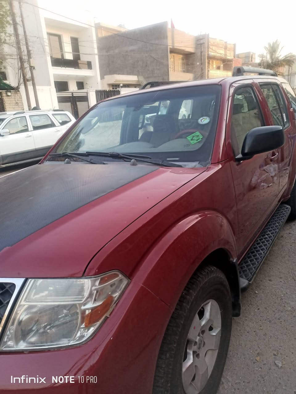 من رخصة الادمن نيسان باتفندر 2009خليجي  فول مواصفات فتحة سويج بصمة تبريد ثلاث قطع تحكم ستيرن منضومة غاز بيها اريدها 85بيها مجال *********** رقمها بغداد
