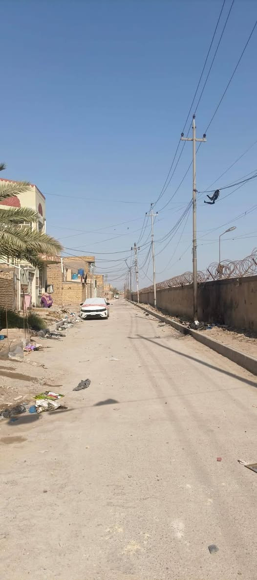 للبيع
بيت مساحه ١٠٠ متر شرك 

طابق ونص بناء ٢٠٢٦

وجه ٥ نزال ٢٠

التضحيه حي ام البنين مقابل سياج الشركه الهنديه 

مطلوب اسكان ٥٠

السعر ١٥٠

***********
