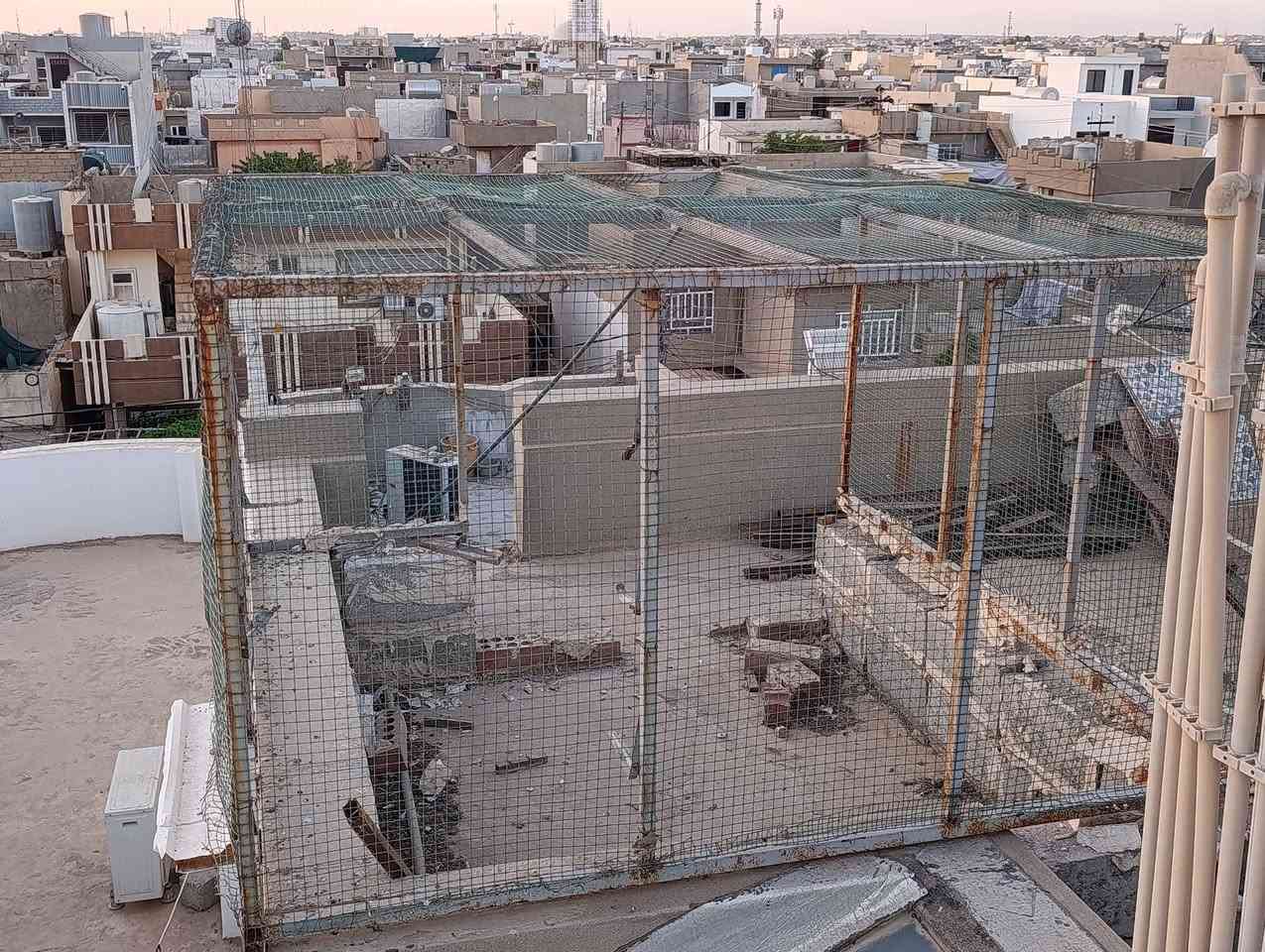 قفص حديد قياس 2*2 سعر 50 الف العنوان كركوك حريه قرب جامع سيد المرسلين ***********
