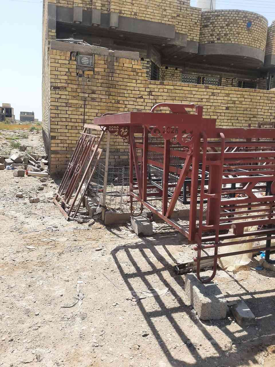 سلام عليكم محجر كيا حمل للبيع تفصال مال ثائر صويره محجر حلو وجديد المكان كوت مركز المدينه السعر 400 وبي مجال للطيبين رقم ***********
