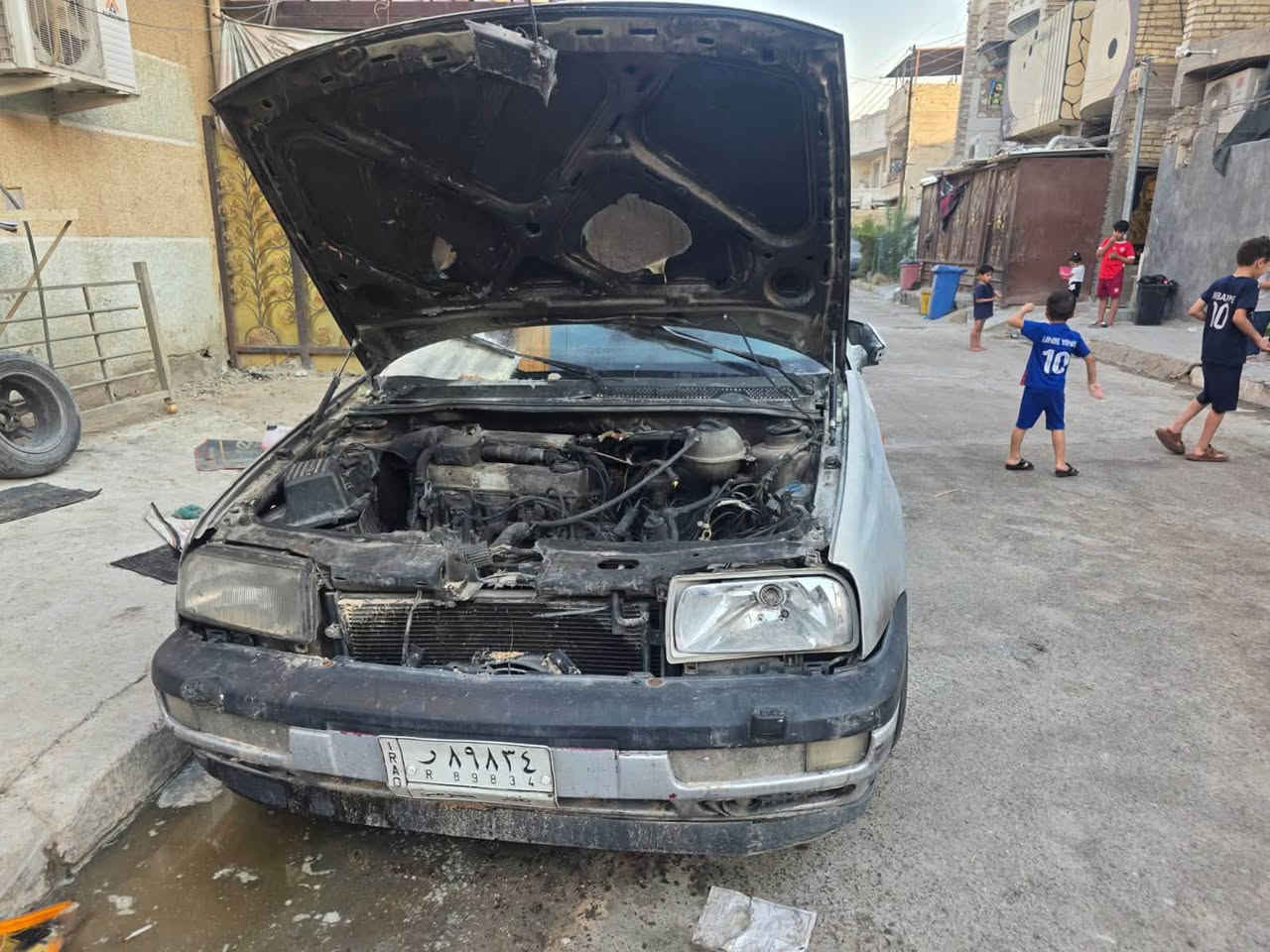🚘 للبيع فولكس واگن فنتو

• الموديل: 1992
• المحرك: 2000
• الكير: أوتماتيك
• الحالة: جانت شغالة وتمشي طبيعي

. رقم بغداد 

السيارة اليوم من دنسوي بيها شغل ونبدل قاعدة الفيت بم، صار تماس بالكهربائيات من جوه المحرك وصار بيها حرك خفيف، والحمد لله على كل حال.

الضرر بس بالجهة المبينة بالصور، والجهة الثانية والجنطة سليمات وما بيهن شي.

💵 السعر: 26 ورقة
🔥 ومتصرفلك عليها 5 ورقات، ترجع 

بيها مجال للطيبين 

📍 المكان: الشعلة – أم نجم
📞 ***********
💬 يوجد واتساب

السيارة تنباع على وضعها،  تحياتي للجميع 👋🏻
