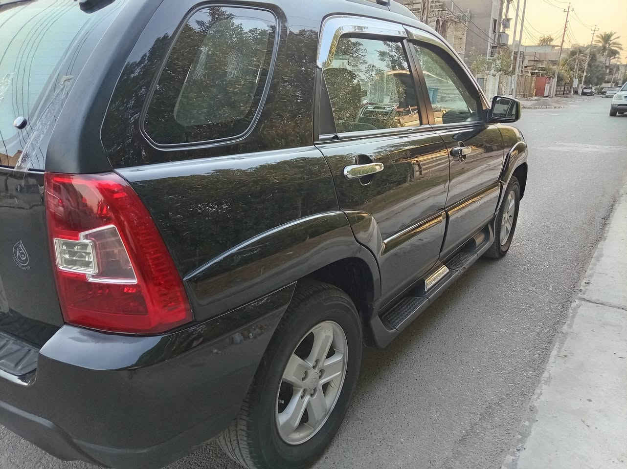 السلام عليكم كيا سبورتج خليجية محرك 2000 دوش موديل 2009بيهة صبغ بنيد اثر جراد فقط مكينة وكير مكفولات كهربائيات كلهة شغالة رقم وهزة جديد سنوية لغاية 2029مكان السيارة بغداد الدورة السعر (93) $ {***********}الرقم بي وتساب
