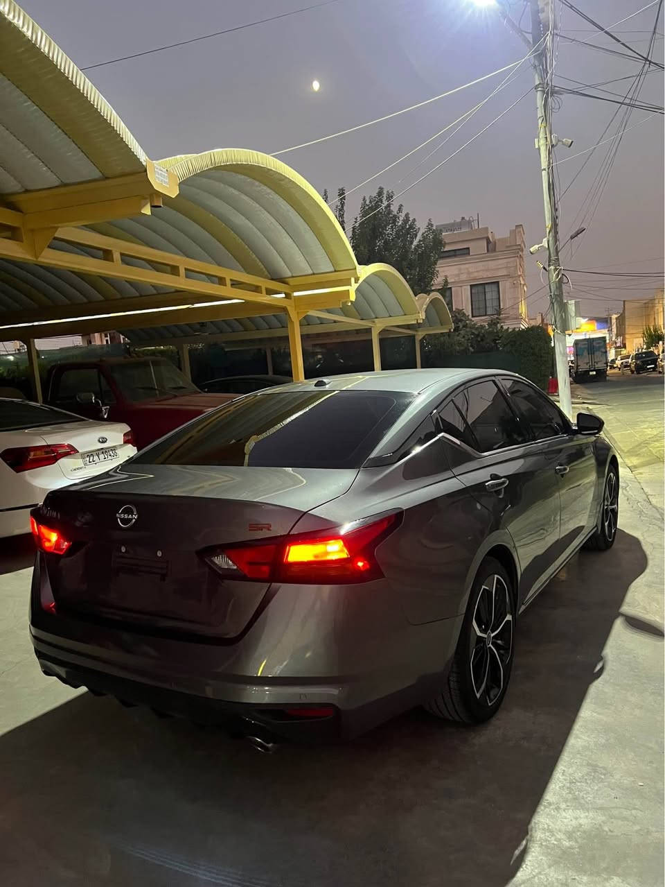 Nissan altima SR 2024
فول مواصفات ماعدا فتحة
بصمة
تشغل عن بعد 
شاشة 
كامرا 
رادار ٣٦٠ درجة
حساس خلفي 
تحديد سرعة
كشن جلد 
لايت ليد و زينون بلادي 
ماشيء ٢٠ الف فقط اعتبار زيرو 
نصف جاملغ خلفي صبغ موجود صورة حادث و رقم شاصي
بدون ارباك✅
بدون دواخل ☺️
بي مكان صغير pdr 
سعر سيارة 
١٥٩$ بي مجال قليل 
مكان سيارة اربيل-هفالان
*********** (واتس)
*********** أربيل, العراق
