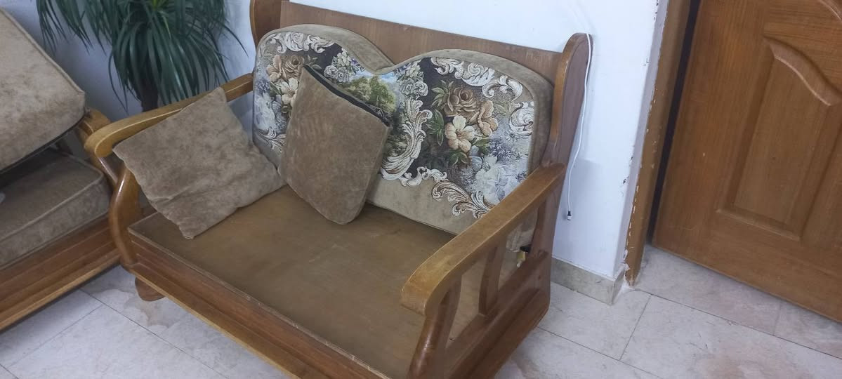 قنفات • خشب ماليزي • دواخل صاج