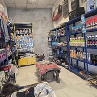 محل كماليات • محل للبيع