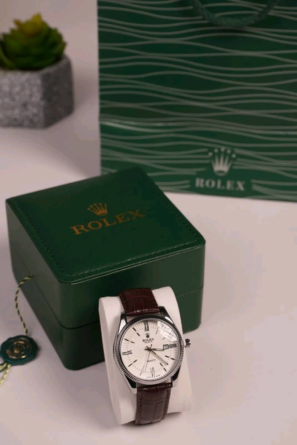 رولكس جلد ماستر

رجالي رولكس ROLEX ⌚️
سير جلد مخيط 🧵
طلاء ثابت 💎
مقاوم للماء 💧
نافذة تاريخ 📅
اميال لامينوس ✨
ظهر مختوم 🔒
كوالتي جيد جداً 🌟

القطر 40 ملم 📏
السمك 10.21 ملم 📐

السعر: 20,000 د.ع
توصيل مجاني
***********