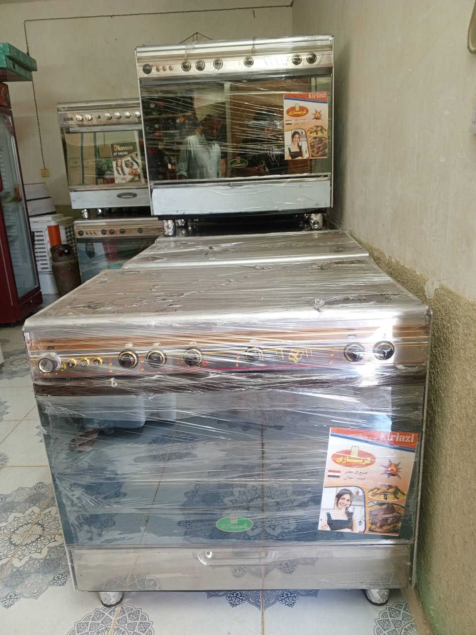 سلام عليكم وصول ثلاجات وطباخات باله تنور كهربائي وغاز وغسالات وهيترات المكان قضاء النصر حي لامام الرضأ(ع) رقم الهاتف لتواصل ***********

