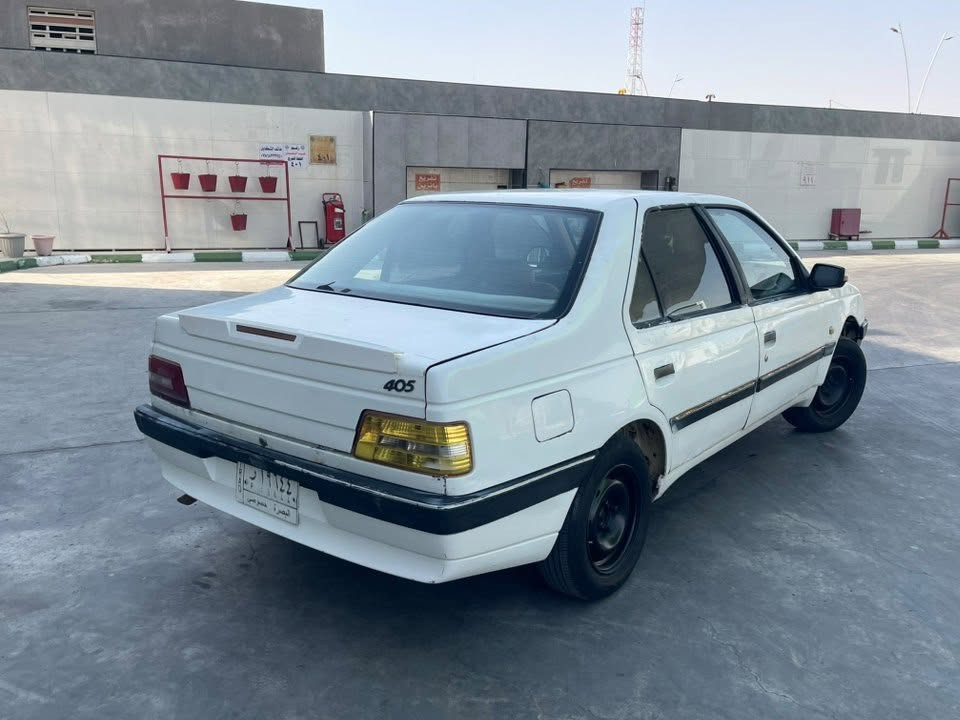 بيجو 405

2014 بديها مابي تبديل سياره خير من الله لاحماوه ولا تبخير وتبريد ويه السويج وين مايعجبك اطلع بيها 
سنويه تنتهي بـ2027 السياره تحويل ثاني يوم 
السعر30 وبيها مجال عنواني بصره
***********

