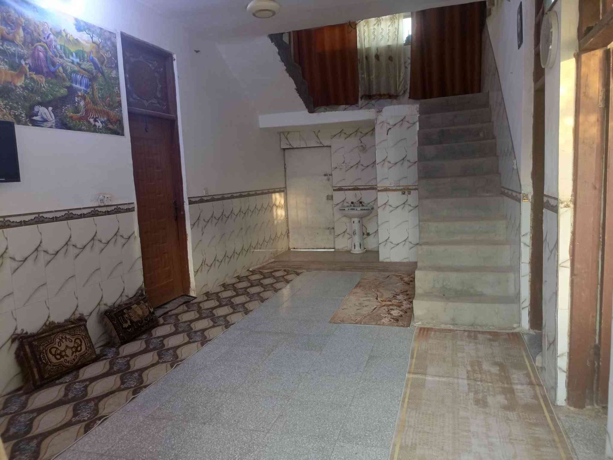 🏡 دار للبيع – فرصة مميزة في موقع هادئ وخدمات متكاملة 🏡
📍 العنوان: بابل – المدحتية – شارع المعاره قرب حسنيت سيد جواد يبعد عن الشارع 100متر مسحت البيت 200 و متكون من غرفتين نوم وصاله ومطبخ وستقبال وطرمه جبيره وكدامه سحه جبيره جنس العقاره طبو زرعي سند 25 البيت بيه كاف الخدمات ماي كرهباء مولد السعر 47وبي مجال الرقم ***********//*********** وسهلا بيكم
